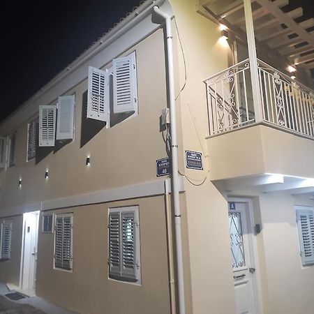 Garitsa Apartments Corfu  Exterior photo